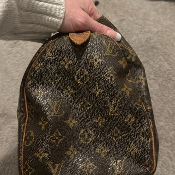 Louis Vuitton Speedy 30 Monogram Canvas Bag and Louis Vuitton wallet - Picture 9 of 10